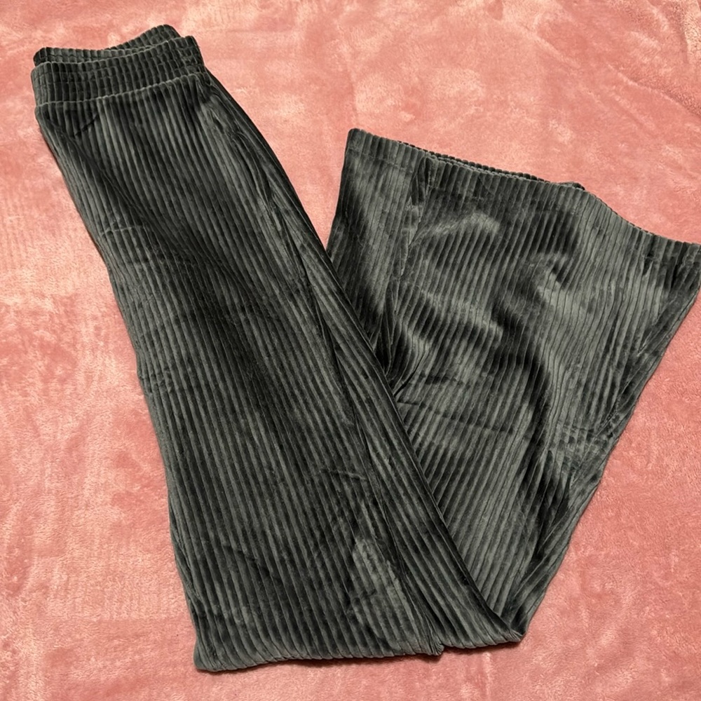 Aerie flare pants - Picture 3 of 8